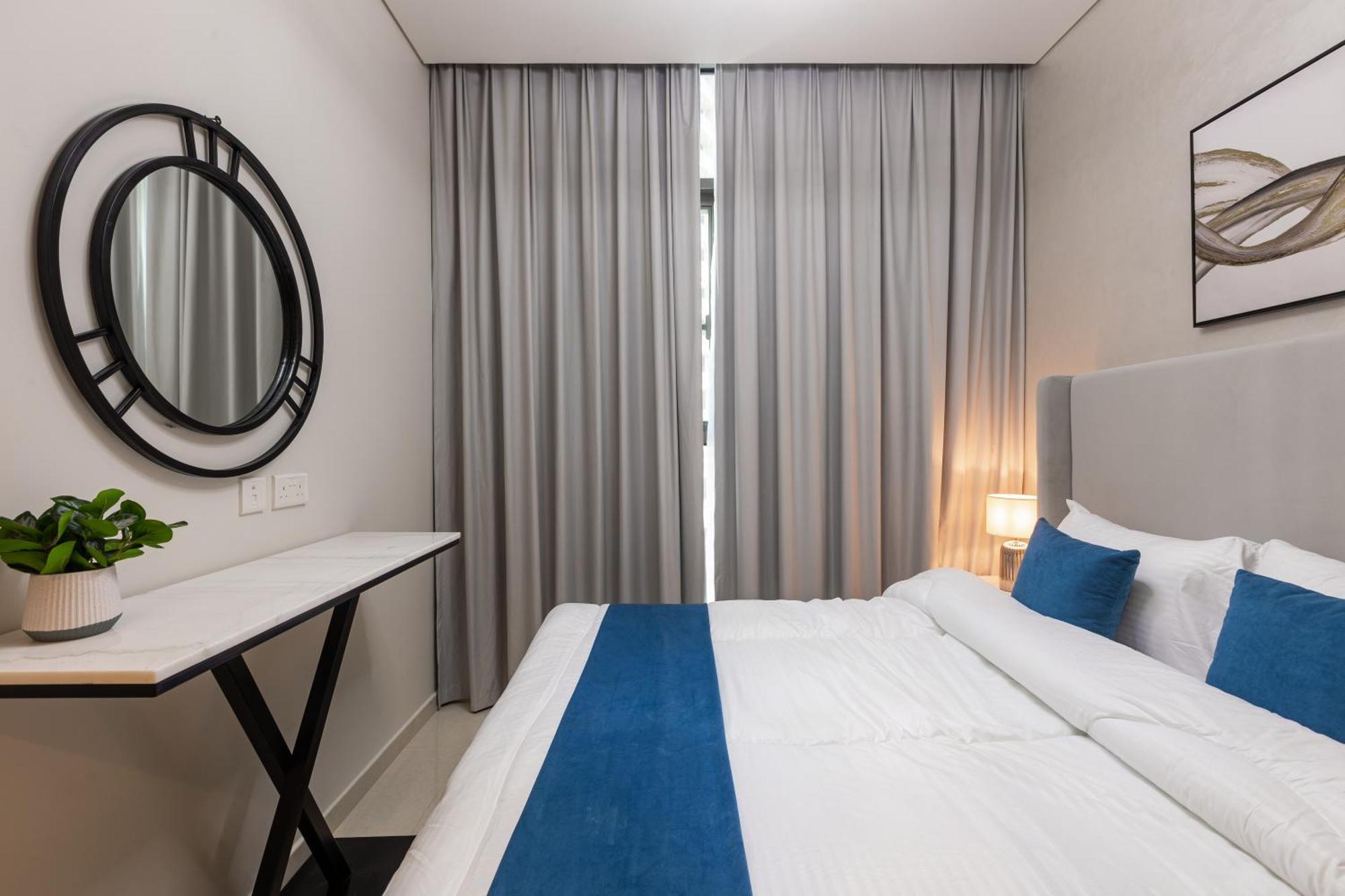 Elegantescape- 2br Next To Sheikh Zayed Road, Aykon Appartement