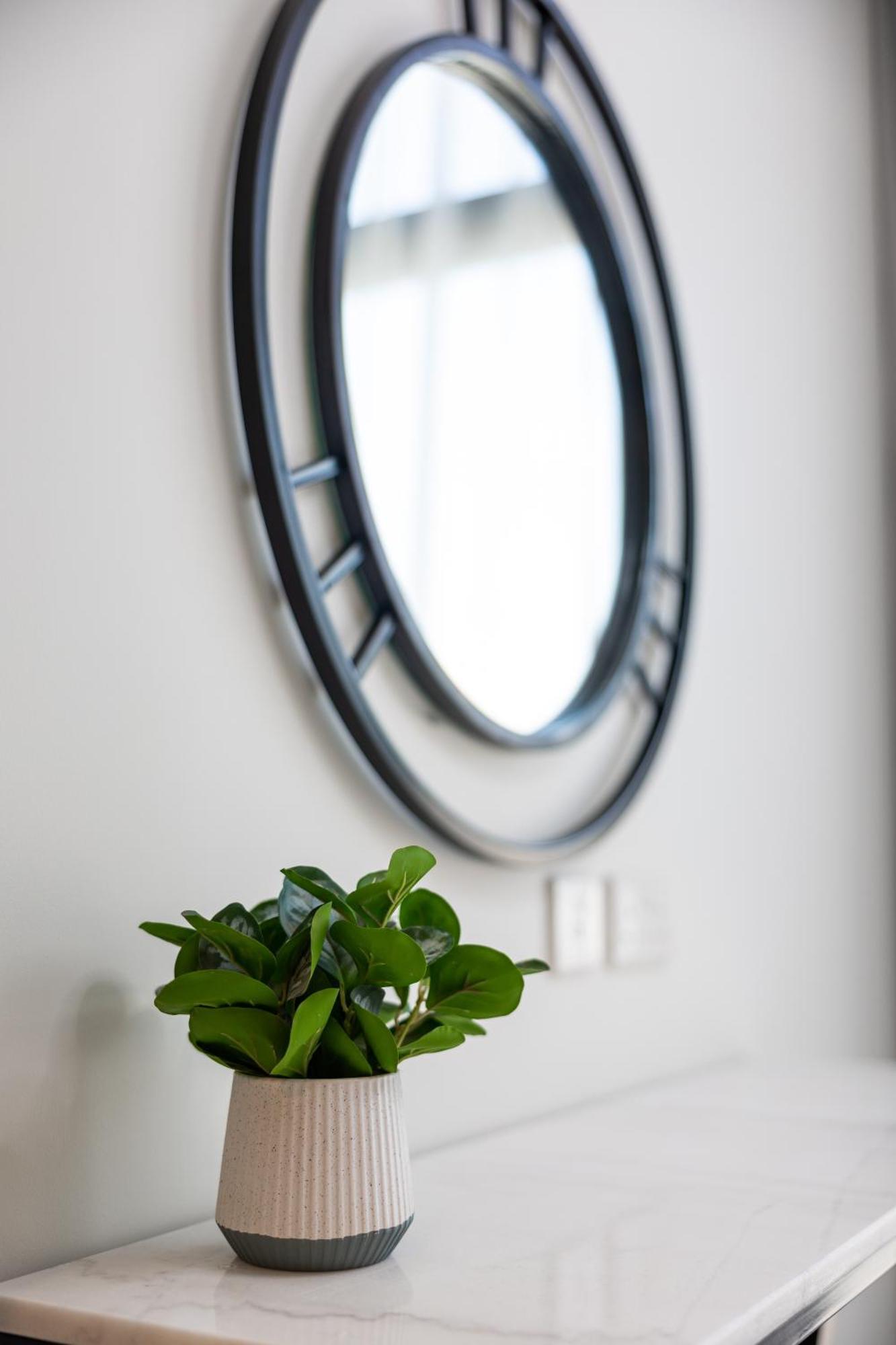 Elegantescape- 2br Next To Sheikh Zayed Road, Aykon * Dubai