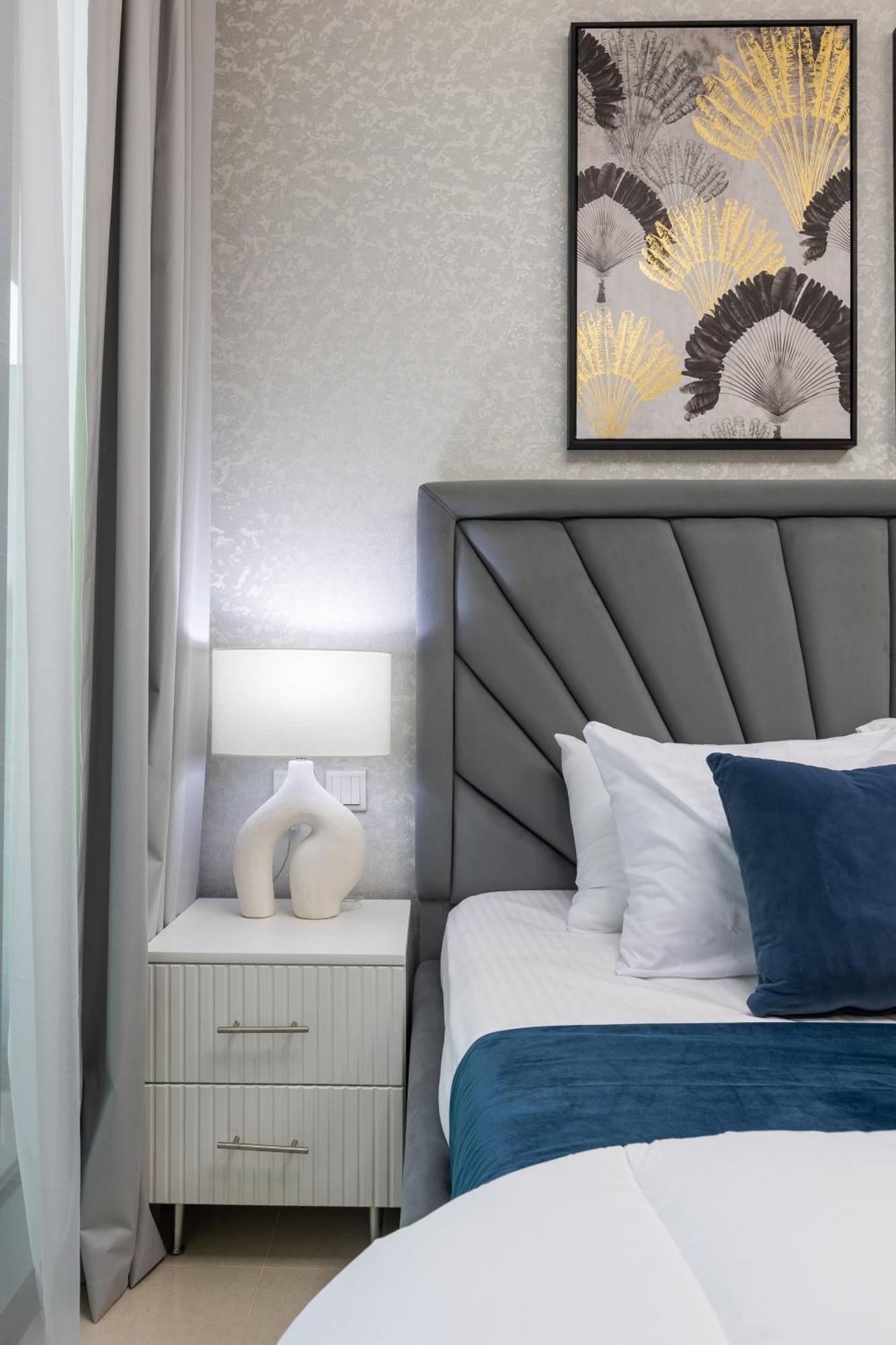 Elegantescape- 2br Next To Sheikh Zayed Road, Aykon * Dubai