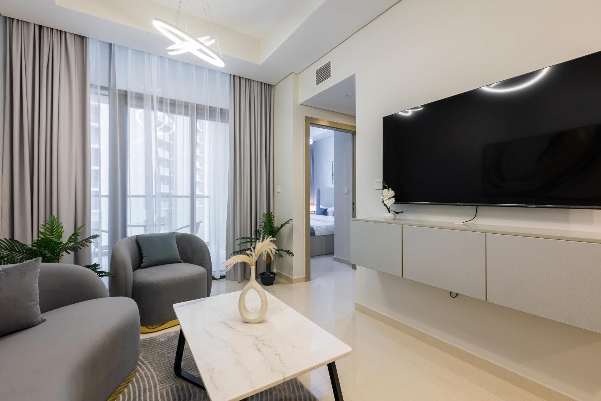 Elegantescape- 2br Next To Sheikh Zayed Road, Aykon * Dubai